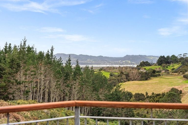 Photo of property in 156 Valley View Road, Otaika, Whangarei, 0170