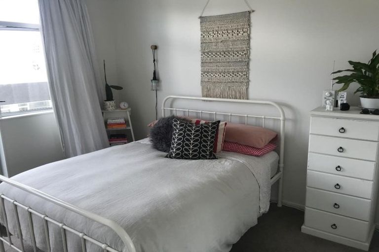 Photo of property in Mondrian Townhouses, 1/24 Hanson Street, Mount Cook, Wellington, 6021