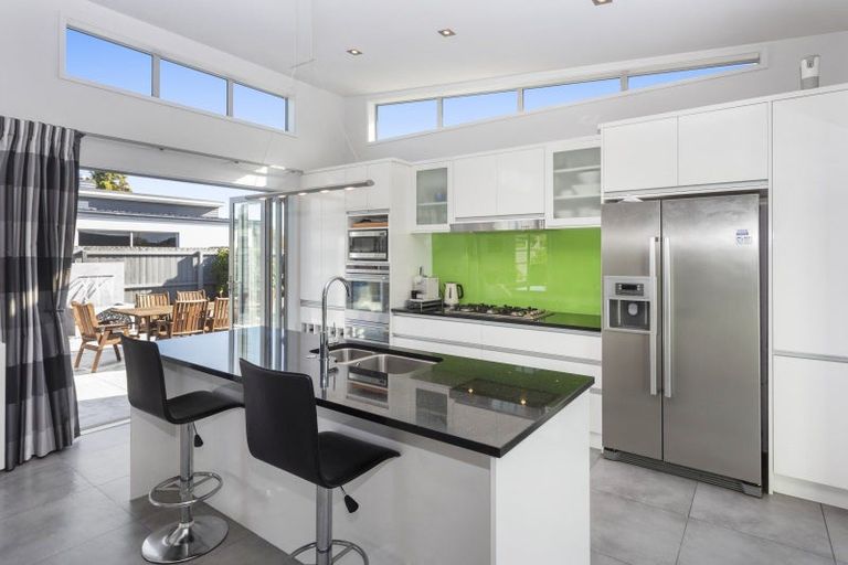 Photo of property in 21 Northwater Drive, Northwood, Christchurch, 8051