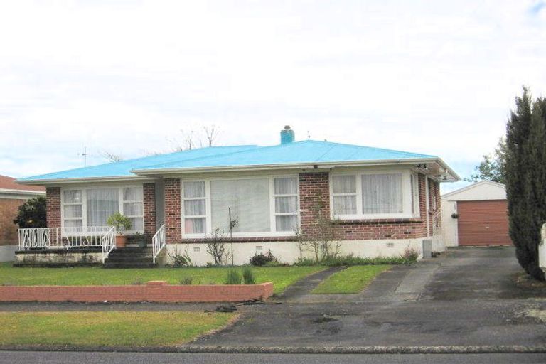 Photo of property in 15 Augusta Street, Fairfield, Hamilton, 3214