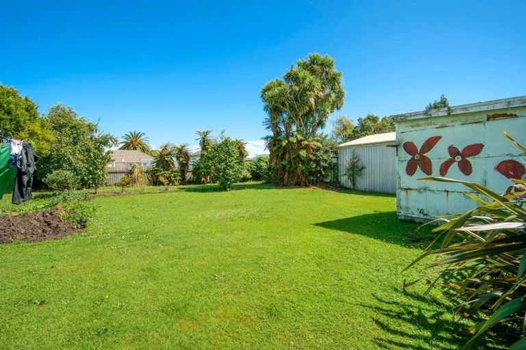 Photo of property in 128 Queen Street, Westport, 7825