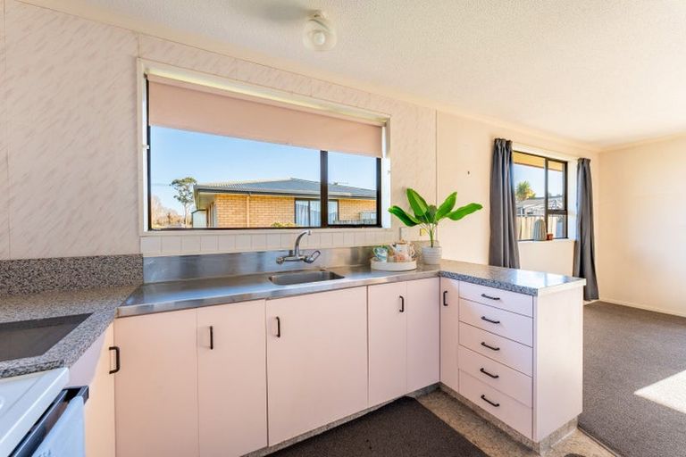 Photo of property in 42 Saint Leonards Road, Temuka, 7920