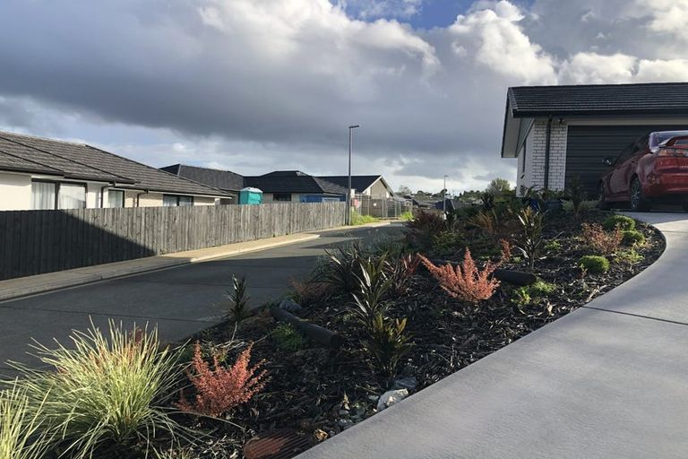 Photo of property in 15 Maui Place, Te Kamo, Whangarei, 0112