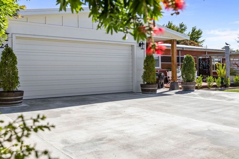 Photo of property in 24 Colville Street, Masterton, 5810