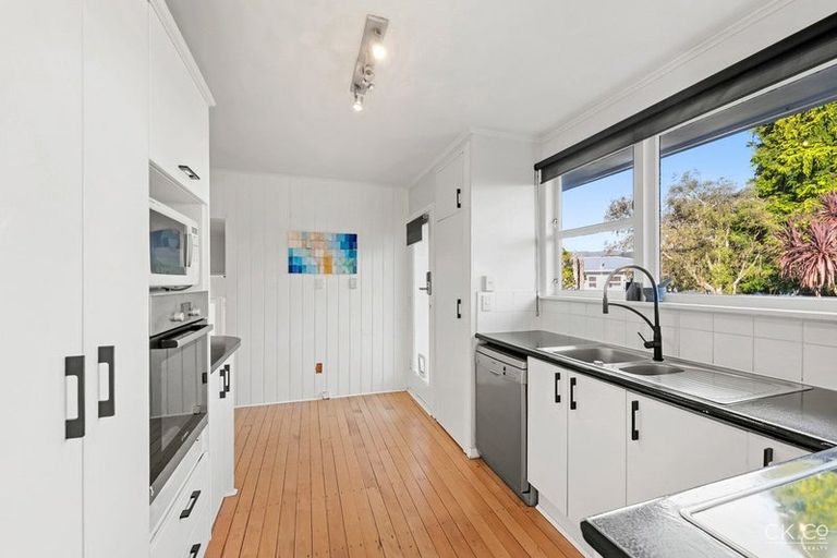 Photo of property in 24 Longfellow Street, Trentham, Upper Hutt, 5018