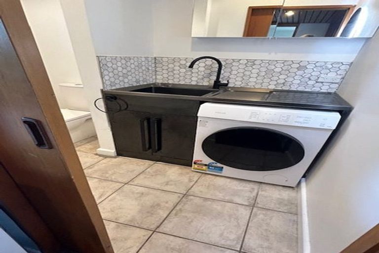 Photo of property in 68 Innes Road, St Albans, Christchurch, 8052