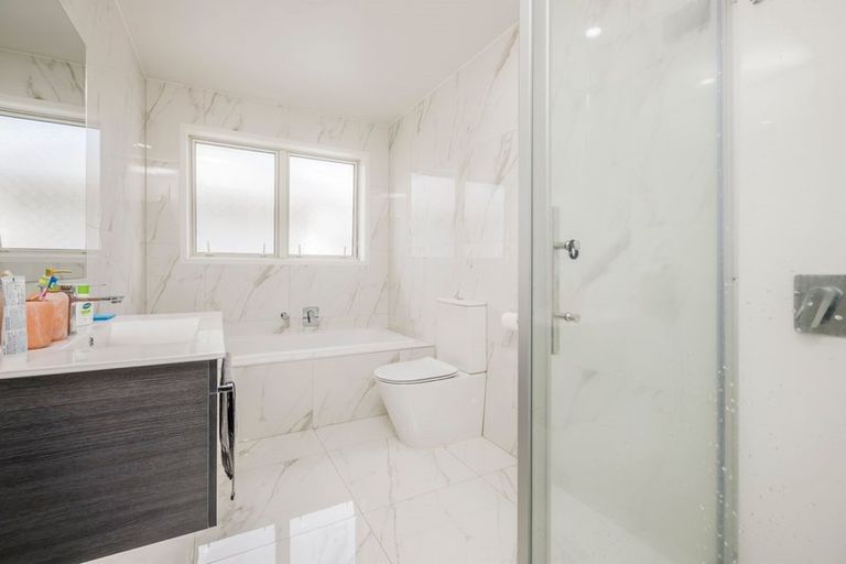 Photo of property in 14 Kauri Heart Avenue, Takanini, 2112