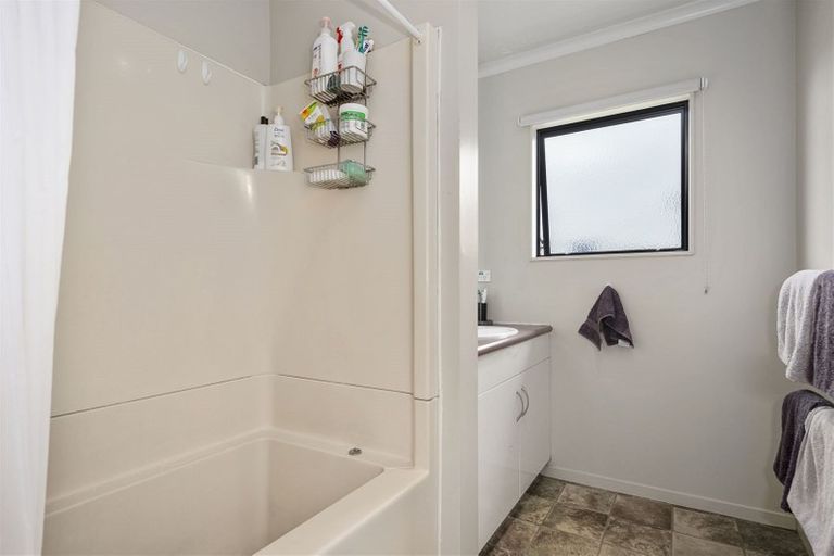 Photo of property in 49 Kane Road, Papamoa Beach, Papamoa, 3118