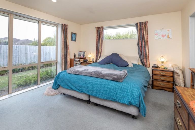 Photo of property in 24 Rochester Crescent, Rolleston, 7614