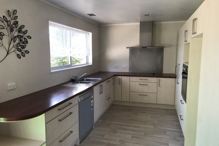 Photo of property in 24 Fife Crescent, Tamatea, Napier, 4112