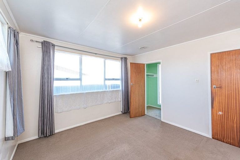 Photo of property in 51 Lee Street, Castlecliff, Whanganui, 4501