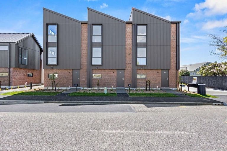 Photo of property in 2/226 Blenheim Road, Riccarton, Christchurch, 8041