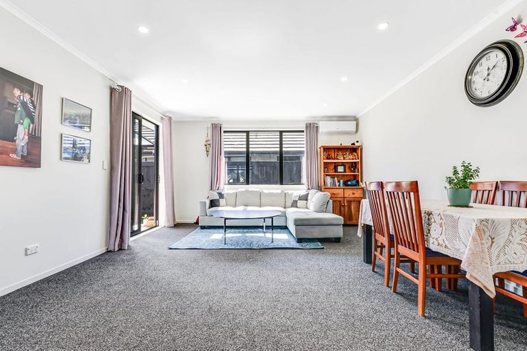 Photo of property in 1 Kaaka Street, Cambridge, 3434