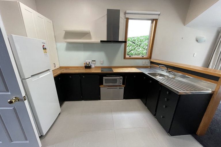 Photo of property in 4 Yale Road, Mount Cook, Wellington, 6021