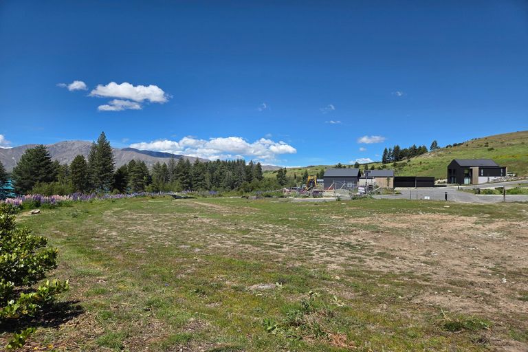 Photo of property in 17 Petes Place, Lake Tekapo, 7999