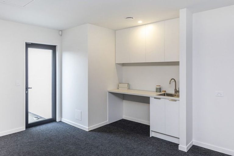 Photo of property in 2 Perehia Mews, Marshland, Christchurch, 8083