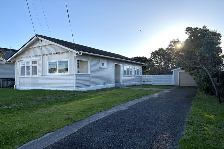 Photo of property in 13 Torridon Road, Miramar, Wellington, 6022