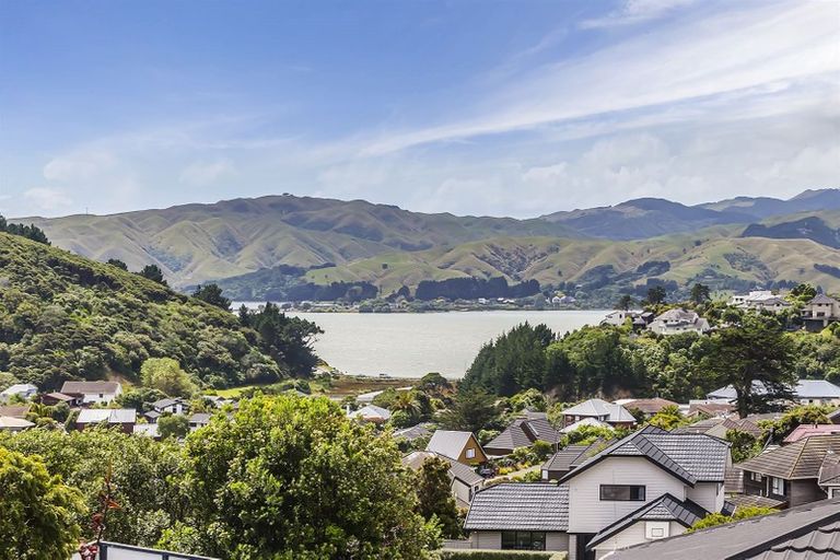 Photo of property in 28c James Cook Drive, Whitby, Porirua, 5024