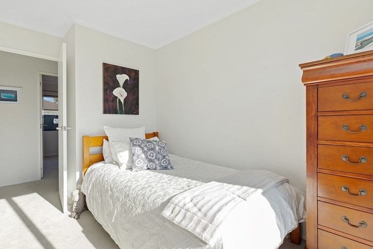 Photo of property in 21 Balmacewen Place, Mount Maunganui, 3116