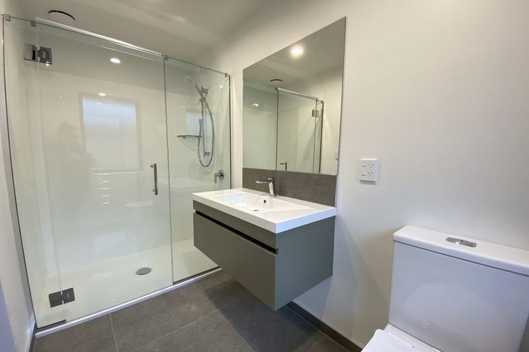 Photo of property in 75 Henshaw Street, Woodend, 7610