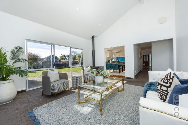 Photo of property in 4 Vintners Close, Huapai, Kumeu, 0810