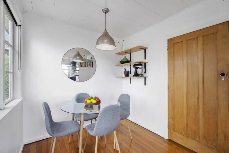 Photo of property in 25 Bould Street, Johnsonville, Wellington, 6037