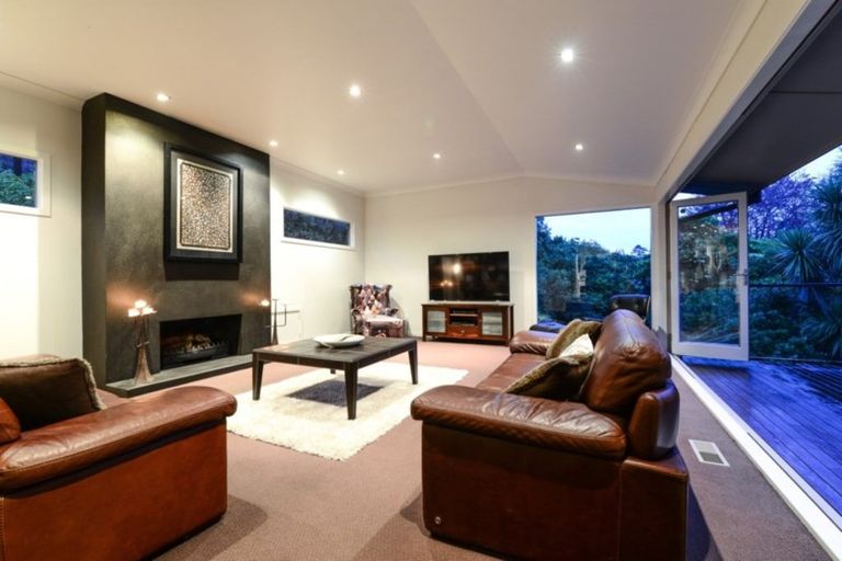 Photo of property in 54 Memorial Drive, Hamilton East, Hamilton, 3216