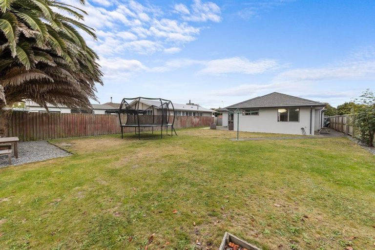Photo of property in 5 Royalist Avenue, North New Brighton, Christchurch, 8083
