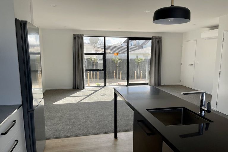 Photo of property in 58 Picton Avenue, Riccarton, Christchurch, 8011