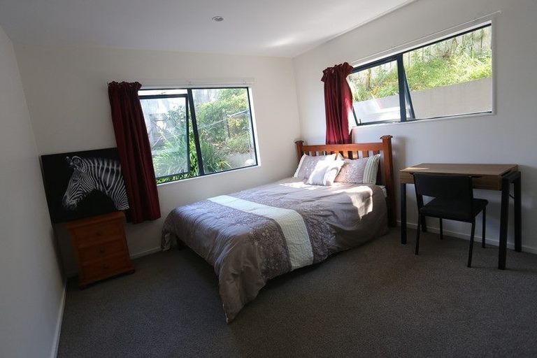 Photo of property in 8 Mariners View Road, Beach Haven, Auckland, 0626