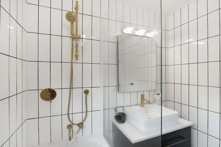 Photo of property in 49a Great North Road, Saint Johns Hill, Whanganui, 4501