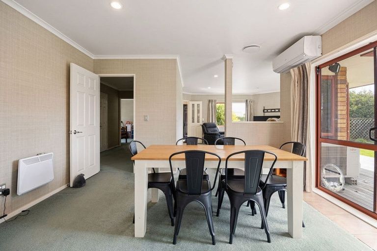 Photo of property in 6 Bronte Place, Leamington, Cambridge, 3432
