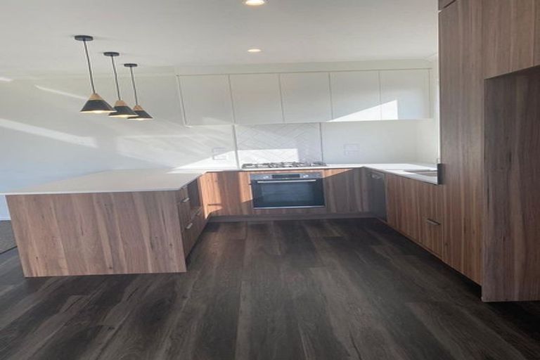 Photo of property in 8u2 Crest Rise, Flagstaff, Hamilton, 3210
