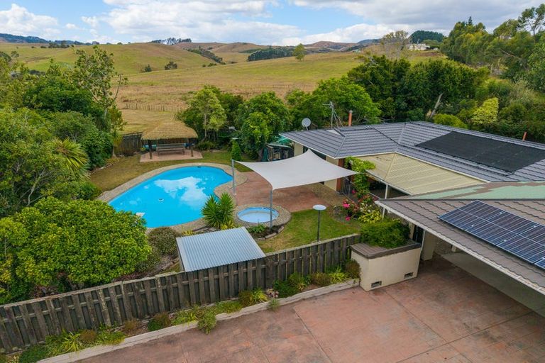 Photo of property in 219 Rotowaro Road, Huntly, 3771