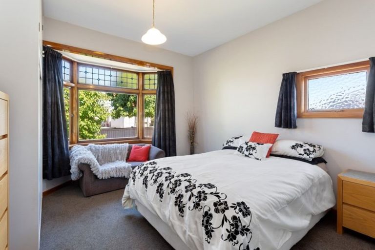 Photo of property in 2 Spring Grove Street, Spreydon, Christchurch, 8024