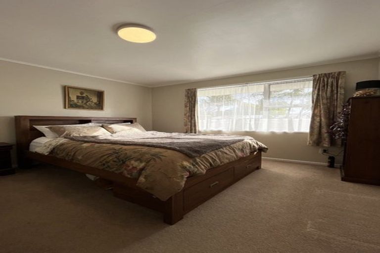 Photo of property in 2/10 Mayville Avenue, New Lynn, Auckland, 0600