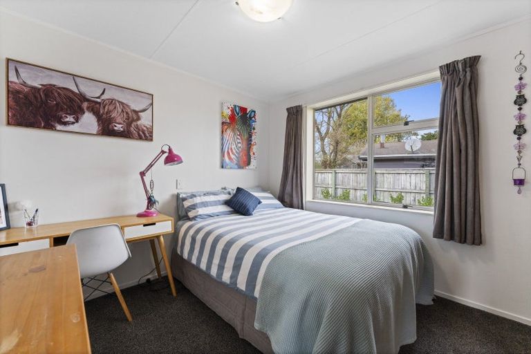 Photo of property in 23 Kereru Street, Two Mile Bay, Taupo, 3330