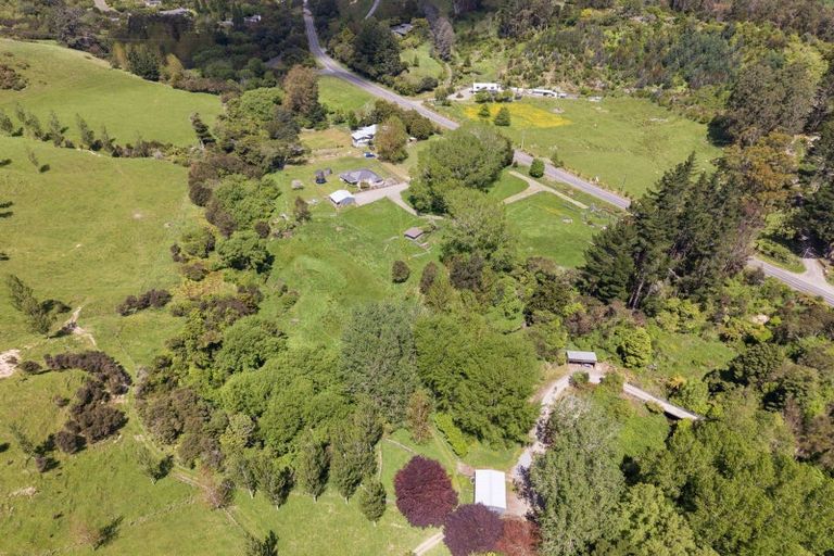 Photo of property in 131 Pahiatua Aokautere Road, Aokautere, 4471