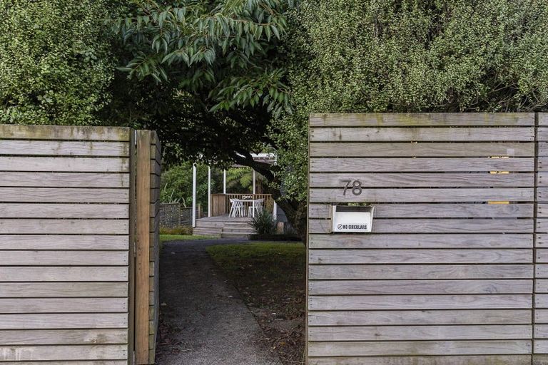 Photo of property in 78 Eskdale Road, Birkdale, Auckland, 0626