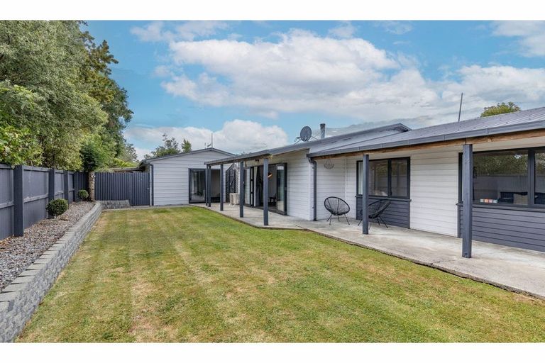 Photo of property in 5 Hegan Place, Rangiora, 7400