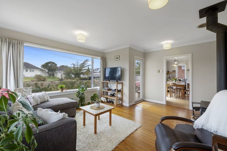 Photo of property in 91 Clawton Street, Westown, New Plymouth, 4310