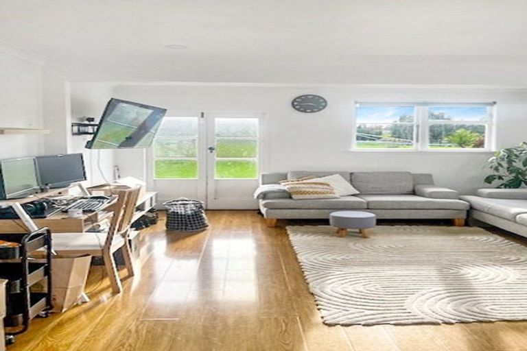 Photo of property in 5 Purnell Place, Marton, 4710