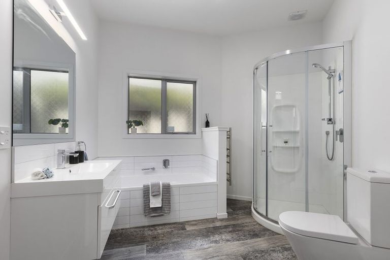 Photo of property in 23 Mascot Street, Tawa, Wellington, 5028