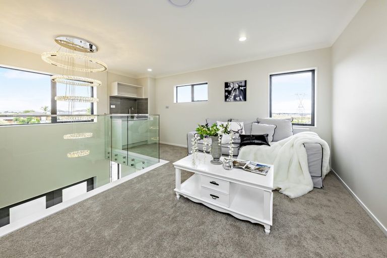 Photo of property in 11 Lavey Road, Flat Bush, Auckland, 2019