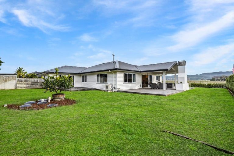 Photo of property in 17 Pohutukawa Drive, Eskdale, Napier, 4182