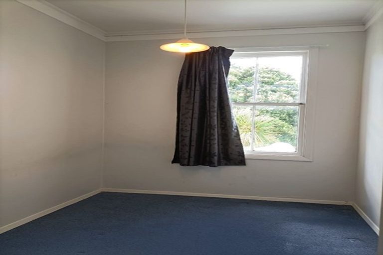 Photo of property in 98 Constable Street, Newtown, Wellington, 6021