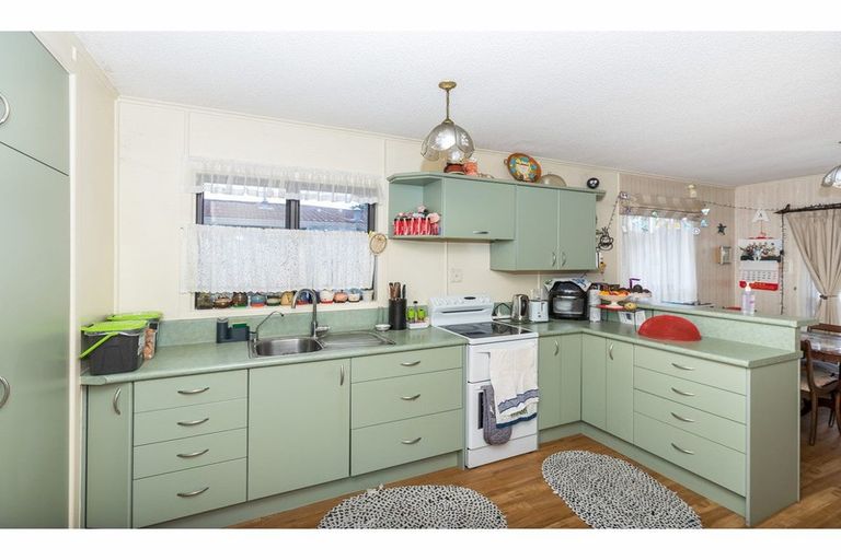 Photo of property in 64 Pine Avenue, Melville, Hamilton, 3206