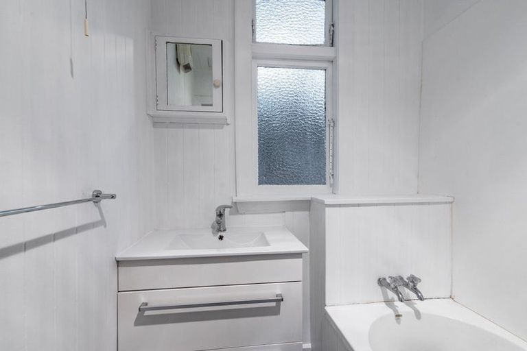 Photo of property in 51 Lionel Street, Avonside, Christchurch, 8061