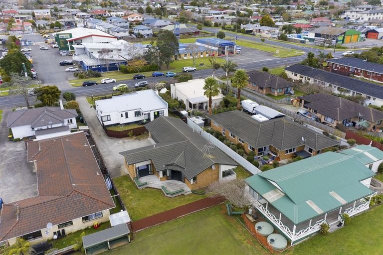 Photo of property in 75a Harris Street, Pukekohe, 2120