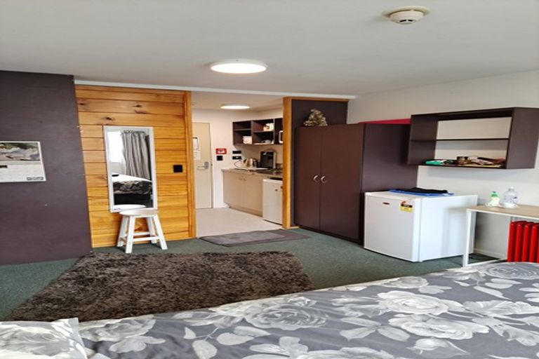 Photo of property in 12 Martin Square, Te Aro, Wellington, 6011